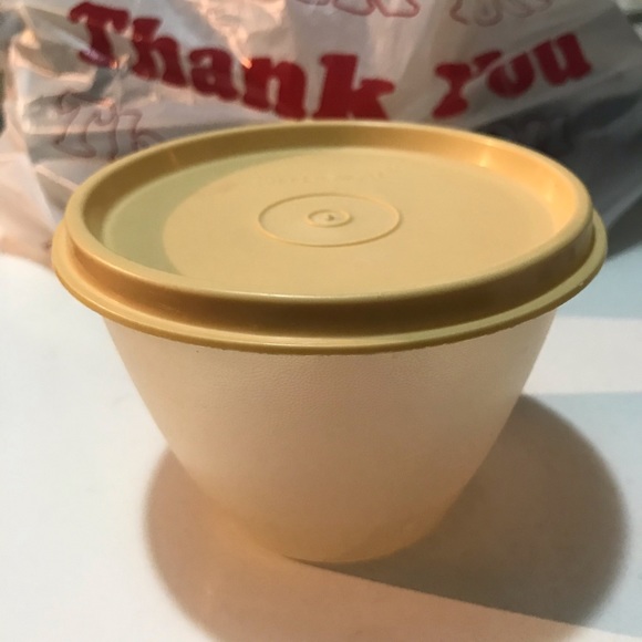 Tupperware Refrigerator Bowl - Picture 2 of 5